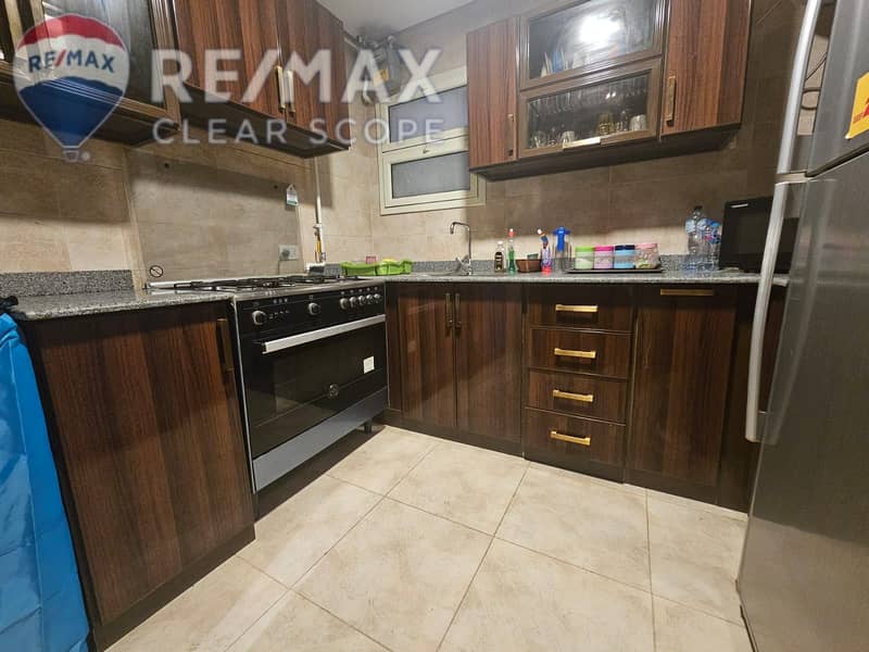 44 e4754aea-10d7-4612-bac1-0405286bbdfc. jpeg