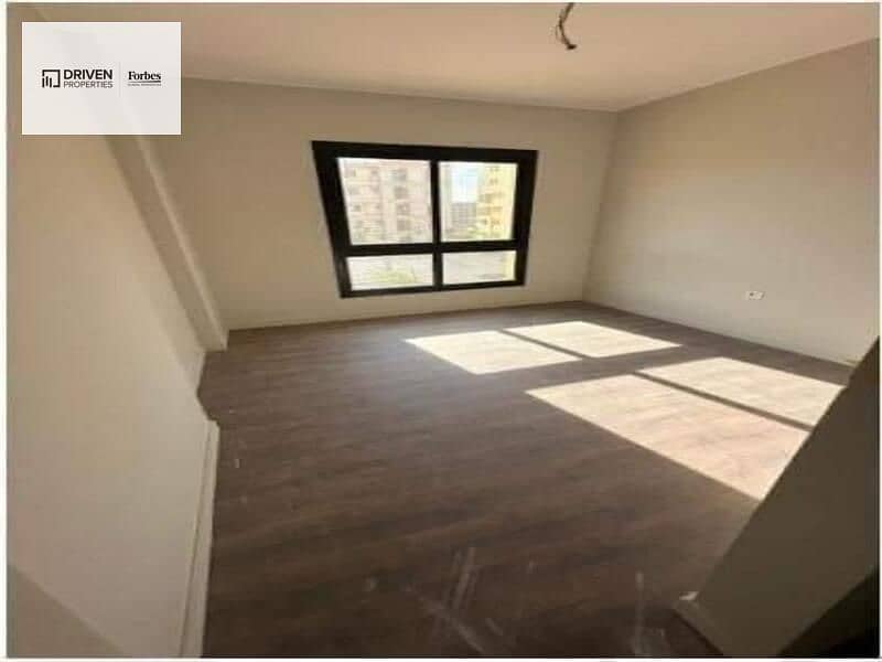 4 WhatsApp Image 2026-01-14 at 11.43. 11 (3). jpeg