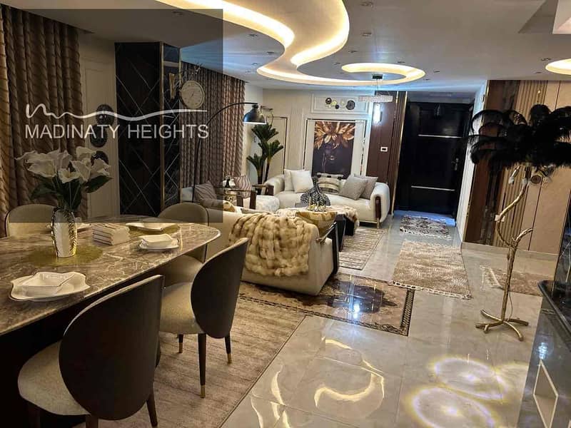 2 5565dc18-5bb7-45fb-b7f8-14e199f2f3f3. jpg