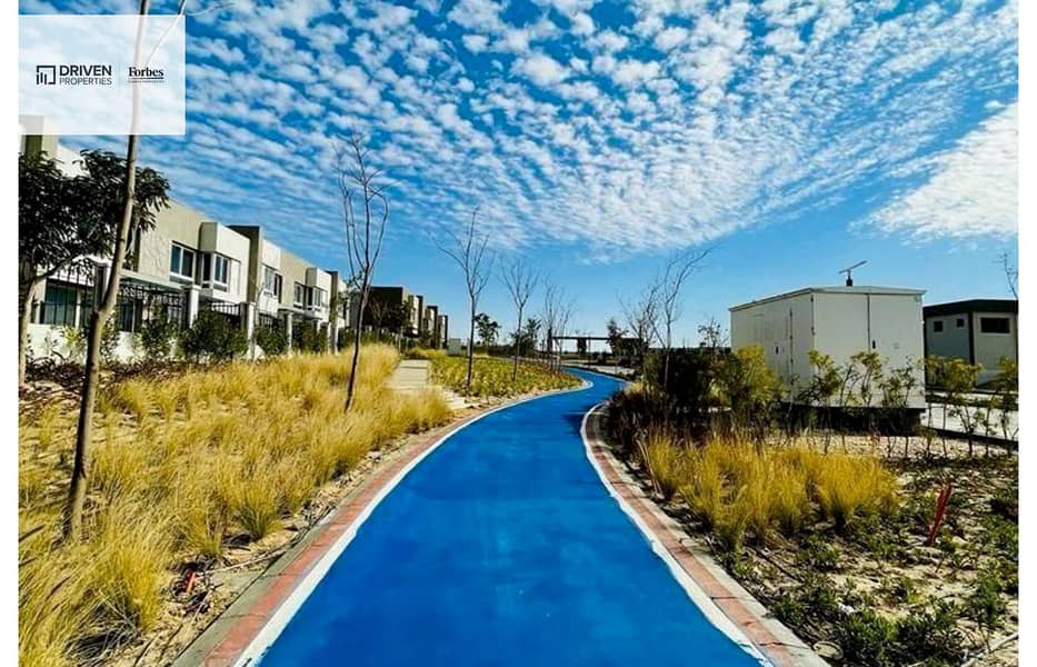 13 P00fFAXT9urOvFYk0LMC9MrBj7uW1Y65DnjgiZ8y. jpg