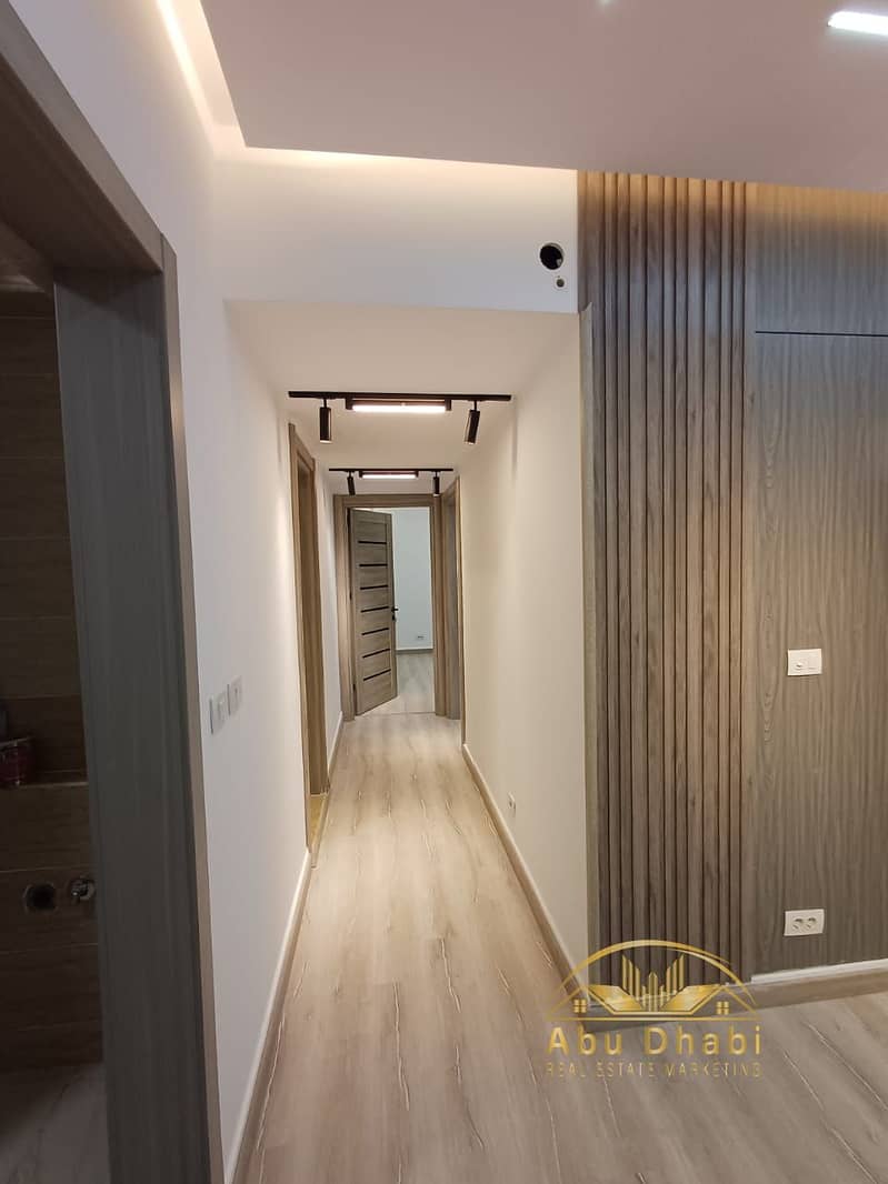 10 9c3f9d6a-293e-46e7-9860-f67ff2912678. jpg