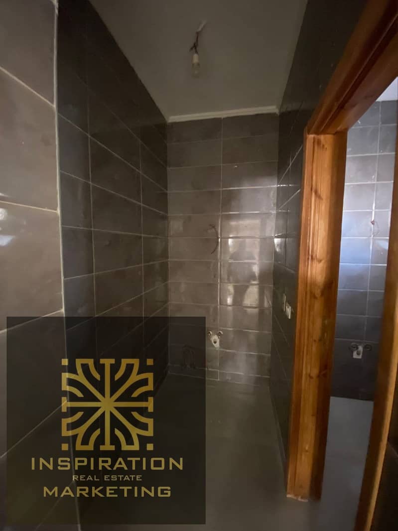 8 3843ec4b-6ce5-4a05-9635-914c6029ebe6. jpeg