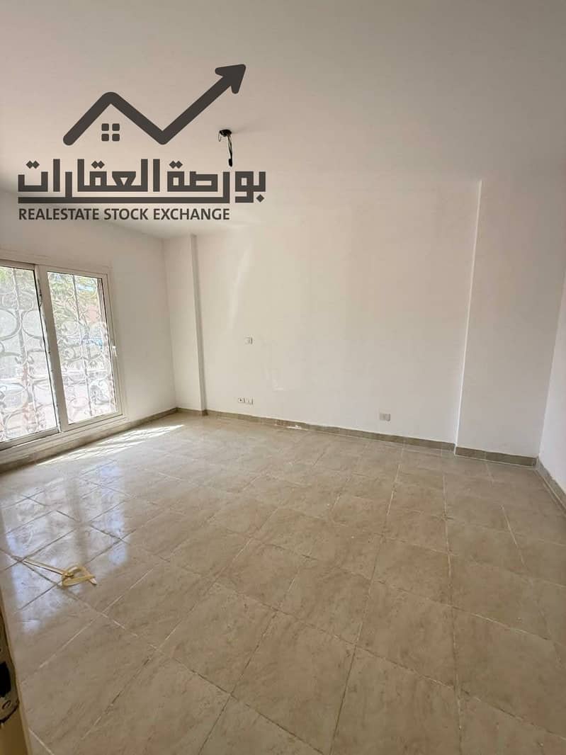 6 32e55e5d-1738-46e7-973d-6a340bf38a9a. jpg