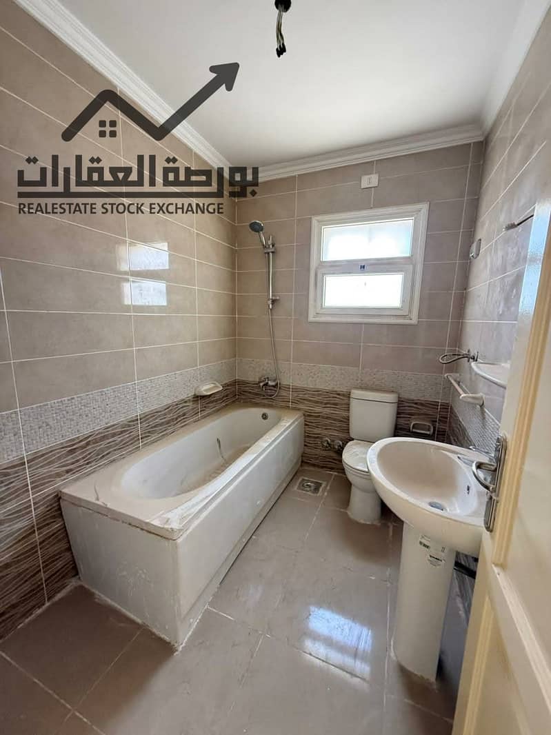 8 81b7ebf6-898e-4789-8435-1d423514a9ac. jpg