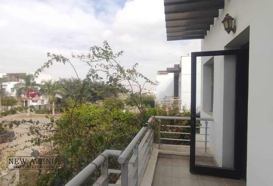 2 5269e075-e770-4eeb-959c-ea26f646b6d9. jpg