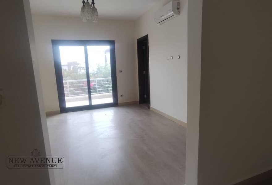 6 41a30637-8c3b-4897-a32c-5ecf6bd9349a. jpg