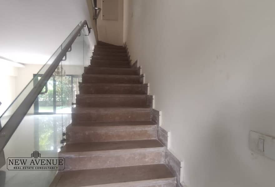 7 a132c9bb-9d6e-4a1d-862e-b8d679366f1a. jpg