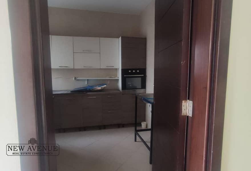 10 3eb578fe-876b-4bd4-86f2-30a8fc19db6b. jpg