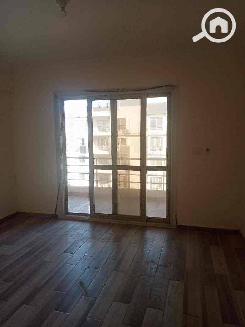 4 8d2547ed-0e6b-4bd8-b7ea-dd9ad19e0400. jpg