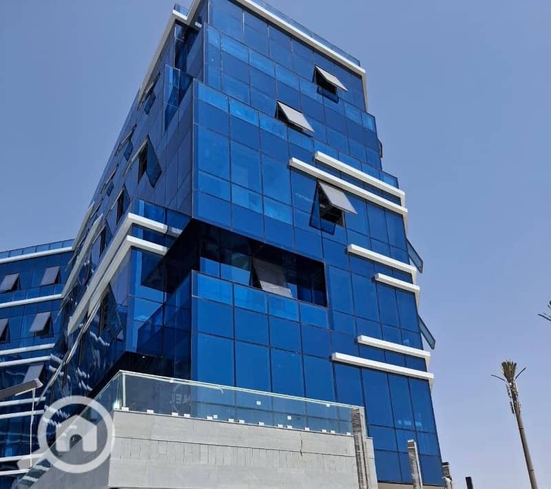 3 06eabda5-4c6f-4ddb-b0fc-4a6c8d16db65. jpeg