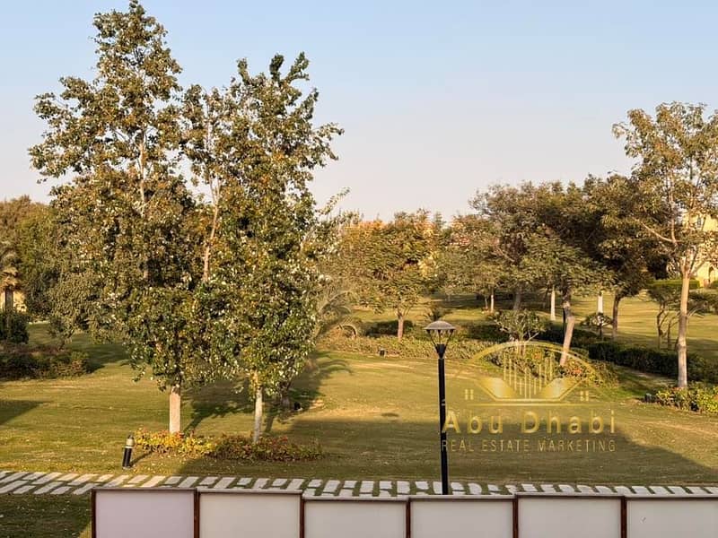 11 619092707_879001408210090_4681996112053373758_n. jpg