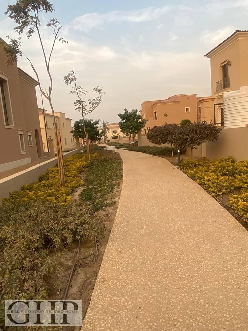 6 24a65932-4245-47d4-a120-ad2ea8b64288. jpg