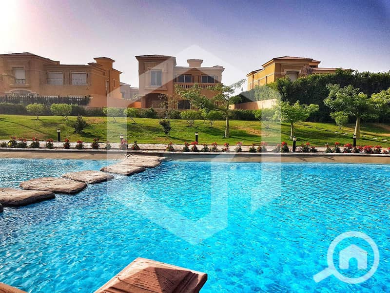 5 Royal Meadows 5. jpg