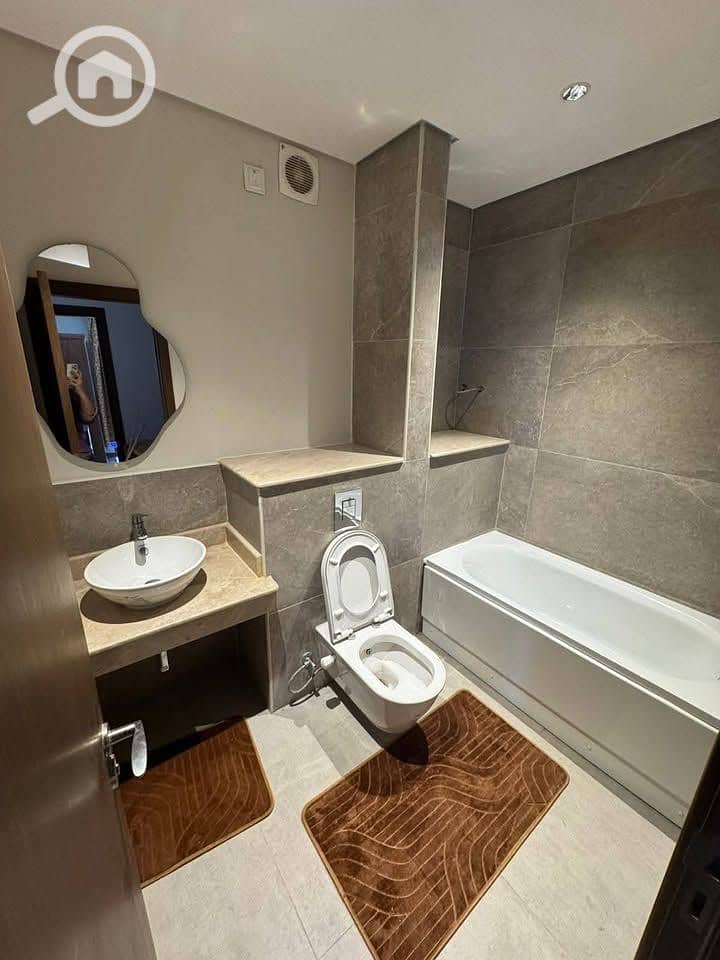 6 518246293_1261381685438121_4804431163250882456_n. jpg