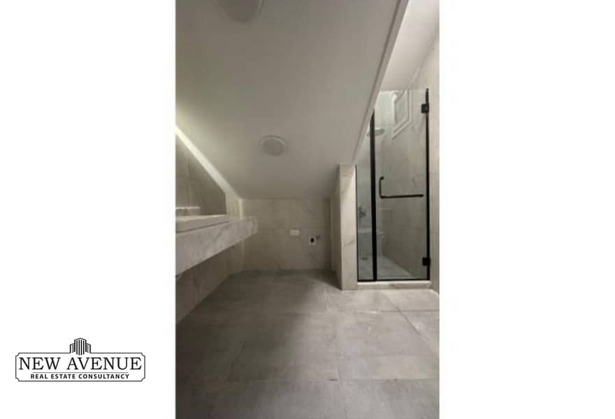 9 04d2e57c-c4d5-4b71-8f64-17bda09029bd. jpg