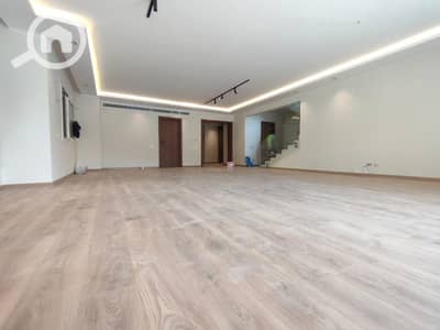 دوبلكس 4 غرف نوم للايجار في 6 أكتوبر، الجيزة - 0d733f9e-d8c6-4760-a2bd-a997168fb9da. jpg