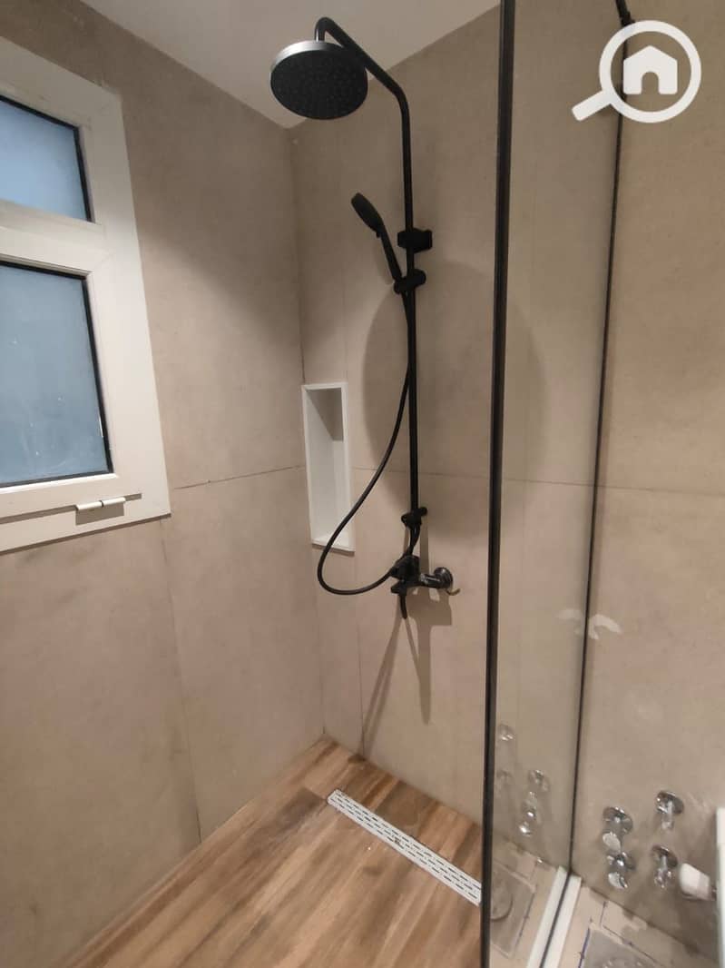 15 f9ca7a58-0e6c-4e45-99ab-9e805139ed67. jpg