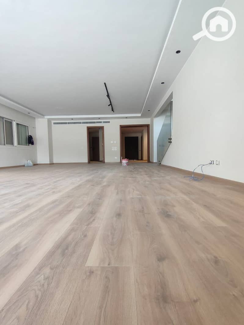 19 fc45c00a-983f-4848-94a1-8df52e1284c7. jpg