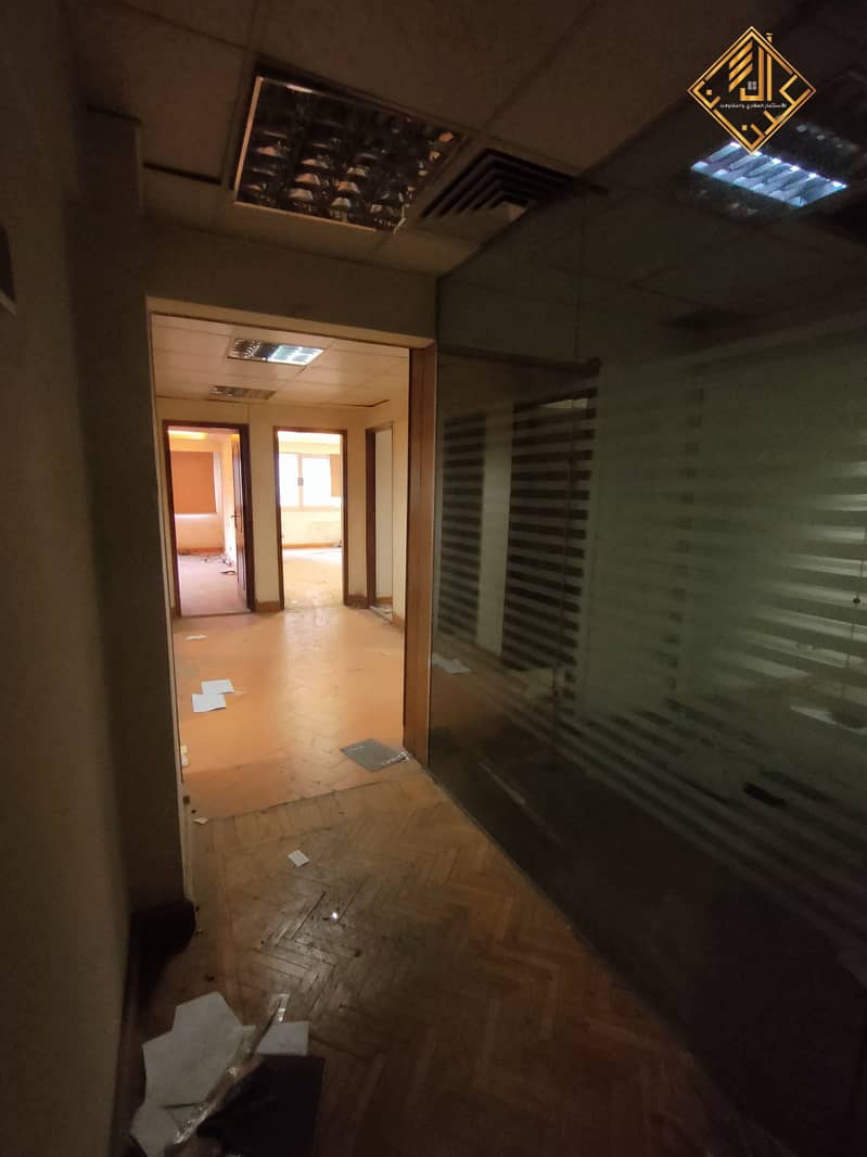 10 WhatsApp Image 2025-05-19 at 18.44. 20. jpeg