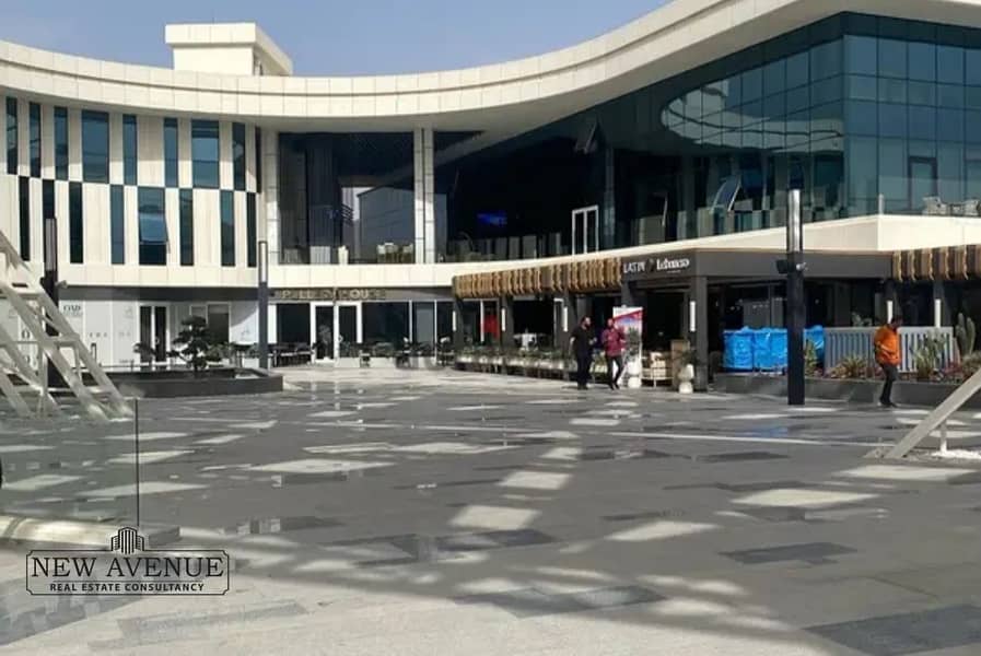 3 e5aa3e1b-b2d8-490c-b709-d91271d1c69b. jpeg