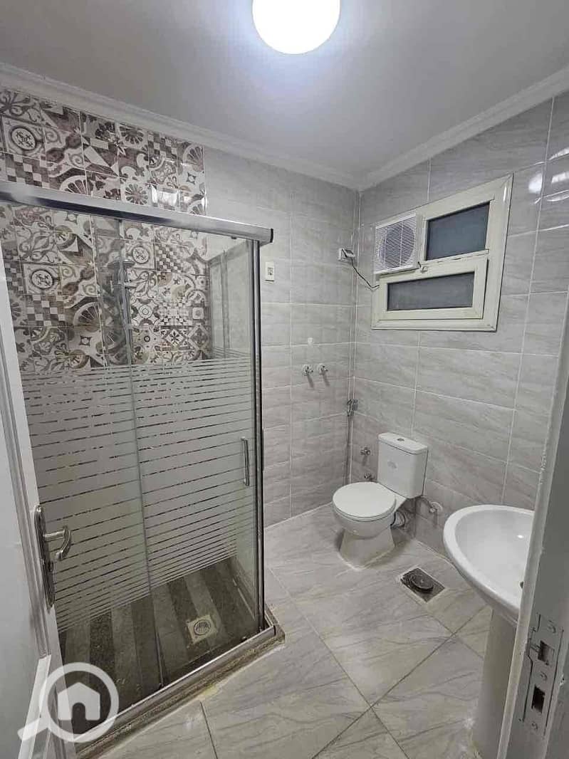 9 16c65405-af1c-4d1e-ab11-da21c7f2e494. jpg