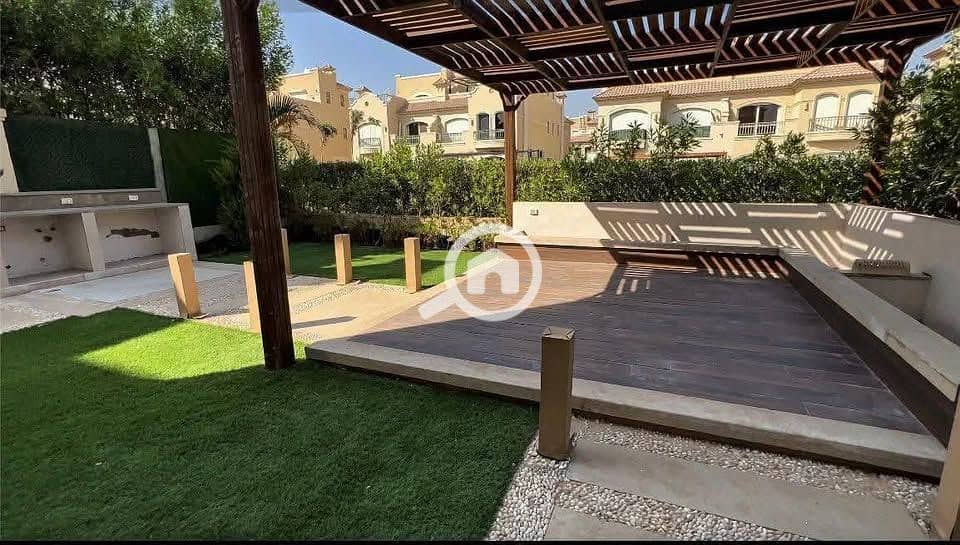 12 615523198_122271714560087525_7479120074638188397_n. jpg