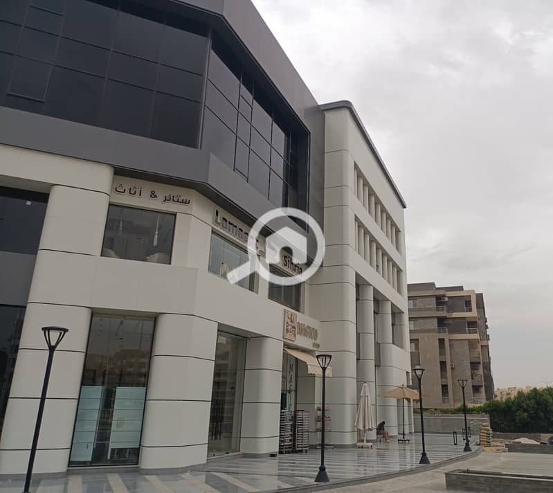 6 WhatsApp Image 2025-10-21 at 1.33. 27 PM (1). jpeg