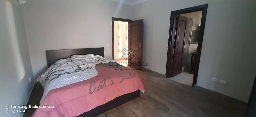 12 80d4cff8-b09f-49e0-b80c-51ef33915e72. jpg