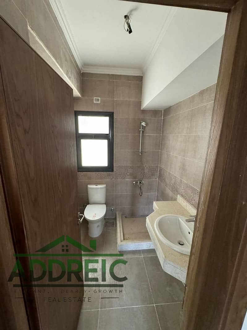 5 WhatsApp Image 2026-01-21 at 12.38. 43 PM (3). jpeg