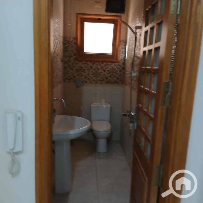 14 64226713-b216-4cdc-82b7-781391d3cc76. jpg