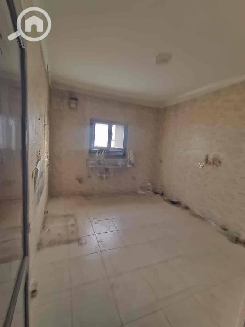 6 cb93c6e7-d320-4d43-9174-c91dd4fb18df. jpg