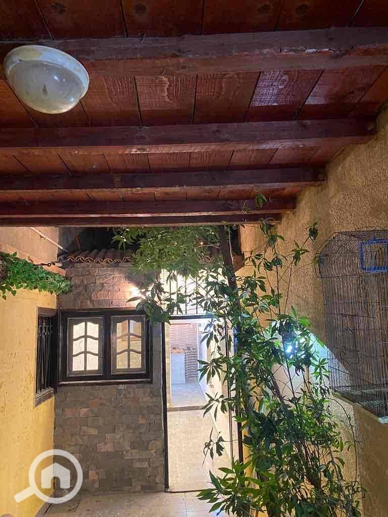 8 f303ef4c-fc8e-4b0e-b669-5343c1fe47eb. jpg