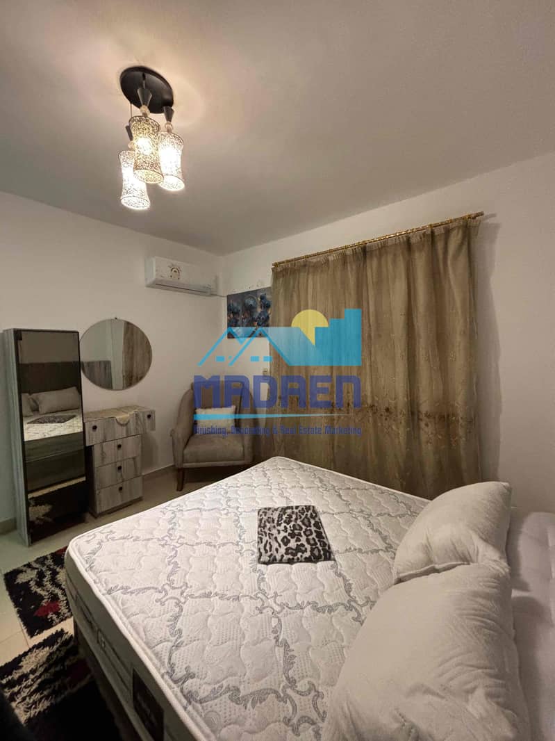 13 d3363a3b-aef5-44b8-9bdf-6afa8f351e93. jpg