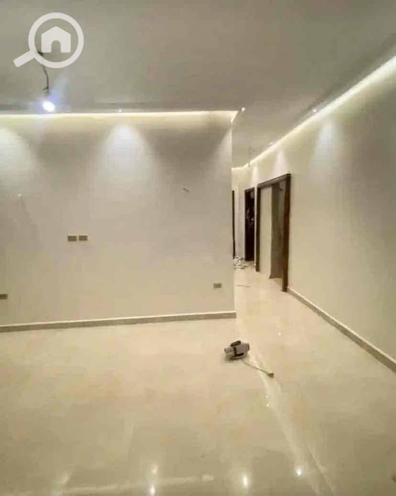 2 fe03faff-d2e5-45dd-9b49-b5a9f6d63458. jpg