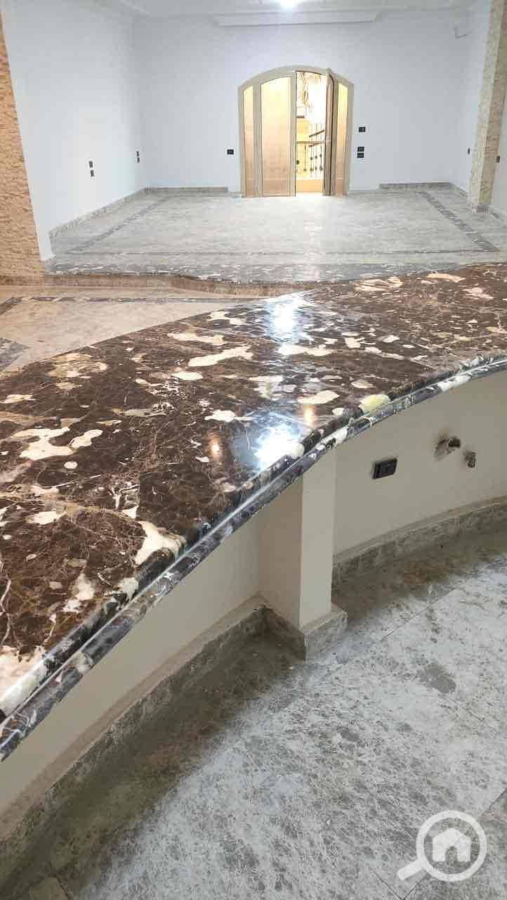 7 b50ff05a-493c-41b8-a398-da3ee54f2840. jpg