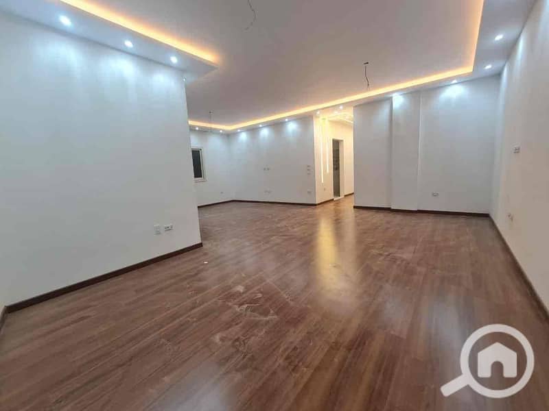 2 c8b11b28-4f54-47b7-bc1e-78e516796b42. jpg