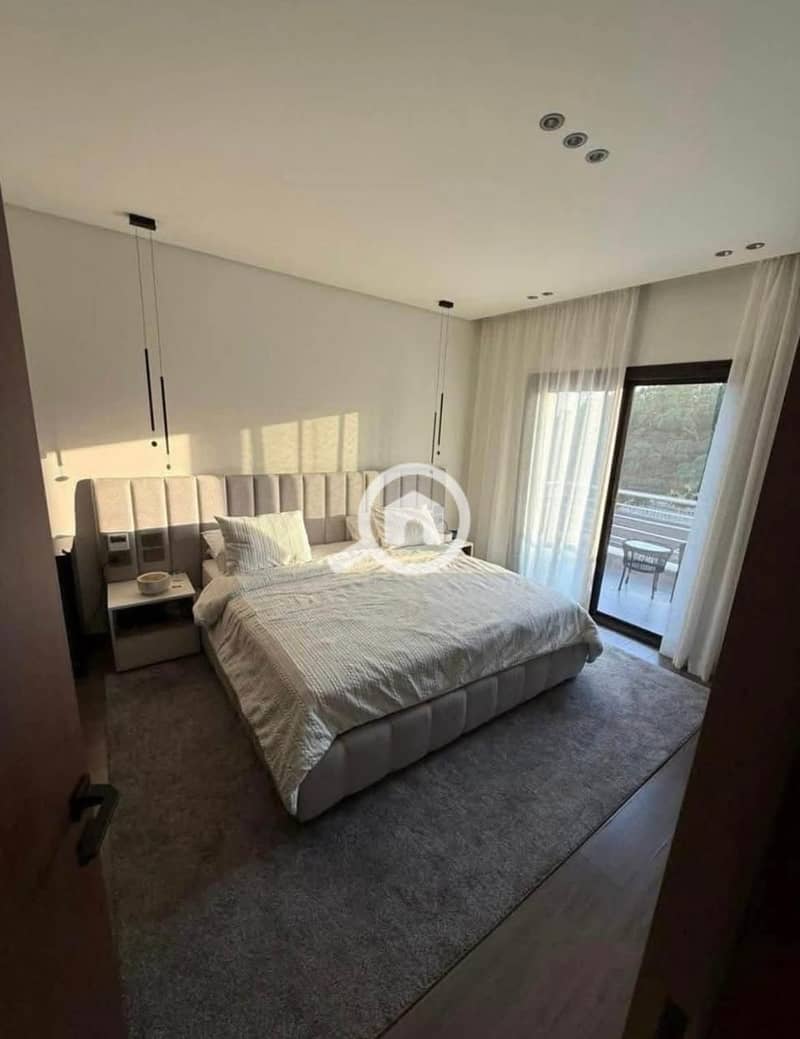 2 728ace23-62ff-41c3-8a60-aadce4ac59e6. jpg