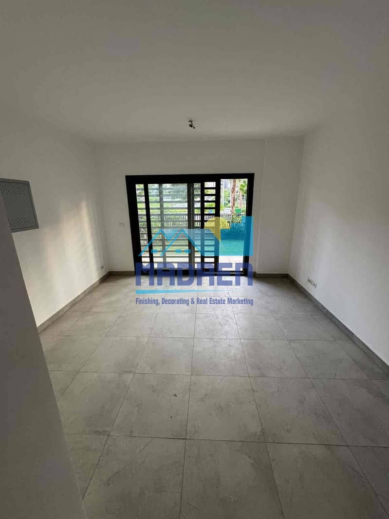 9 41ff85d9-8120-491f-a827-7edabc83d82b. jpg