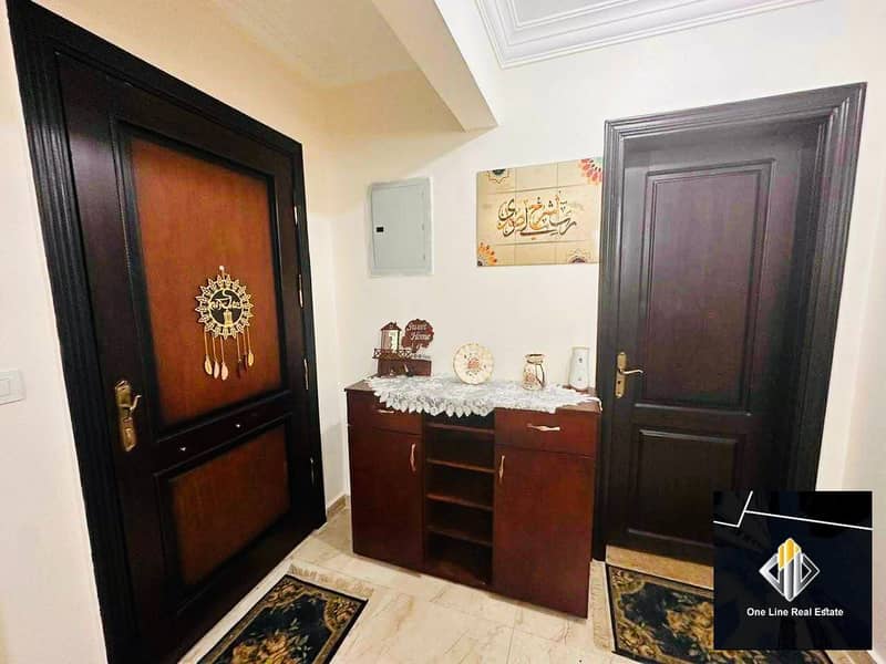 14 ae7b0f4b-fd89-47d3-b4f0-3ead9bfe809e. jpeg