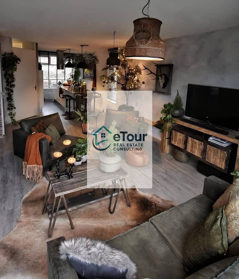 3 5f2b5982-2105-4aef-b2c1-3ebbf84e5b30. jpg