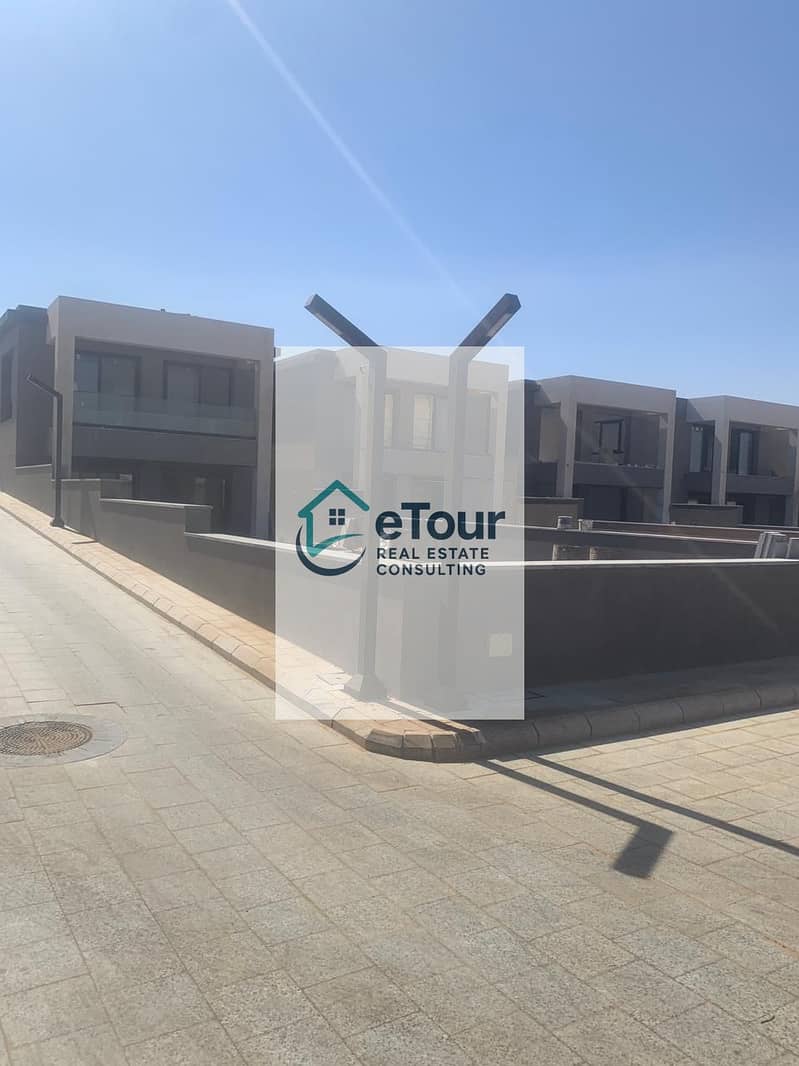 10 a520e509-2dd0-4d84-a938-eac90e323fd2. jpg