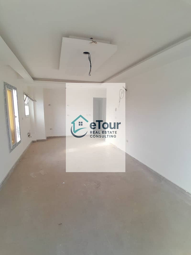 10 9d5e66f5-ae2e-4c15-8d0e-dde80beaf7b1. jpg