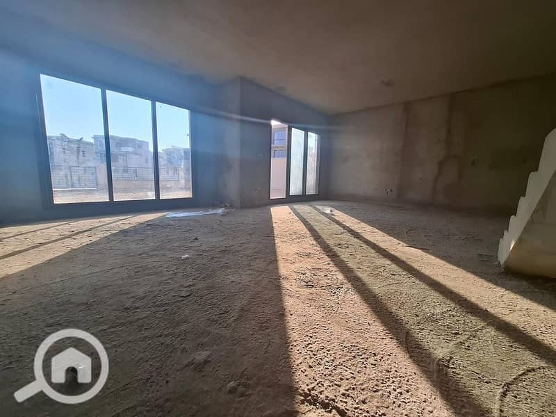 3 WhatsApp Image 2025-10-14 at 17.10. 01_6731e3e6. jpg