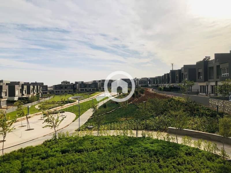 6 458515783_1909237516221792_7827152390565223217_n. jpg