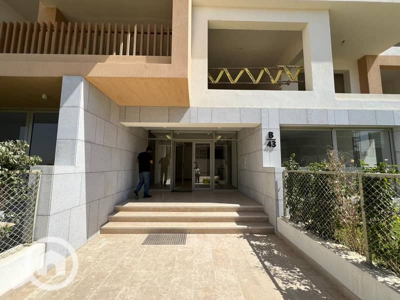 2 WhatsApp Image 2025-11-24 at 20.58. 28_0e2aabd5. jpg