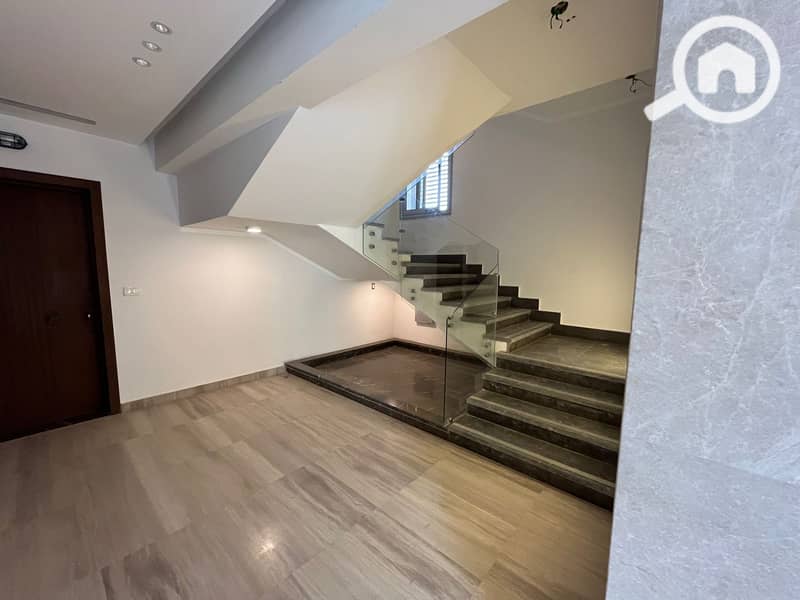 13 WhatsApp Image 2025-09-27 at 12.00. 13_f43459be. jpg