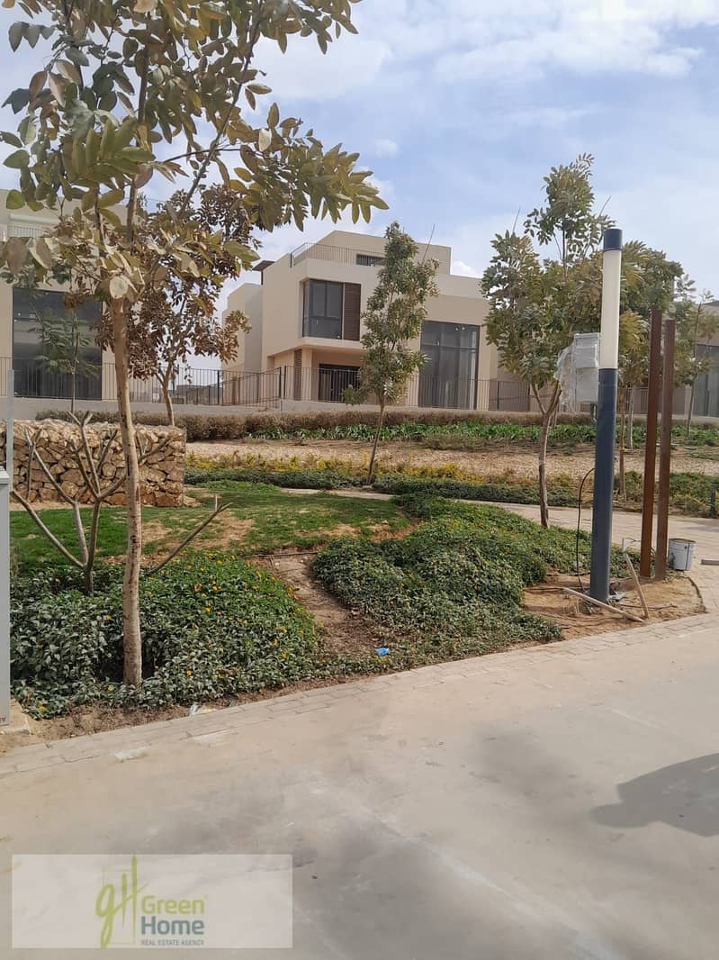 11 b4f9e090-e654-4c8f-af14-7ecc527e41d5. jpg