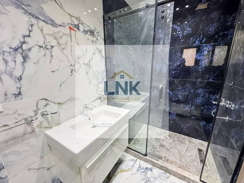 4 4db9126d-98d4-475e-aa91-3f6ebefa98be. jpg