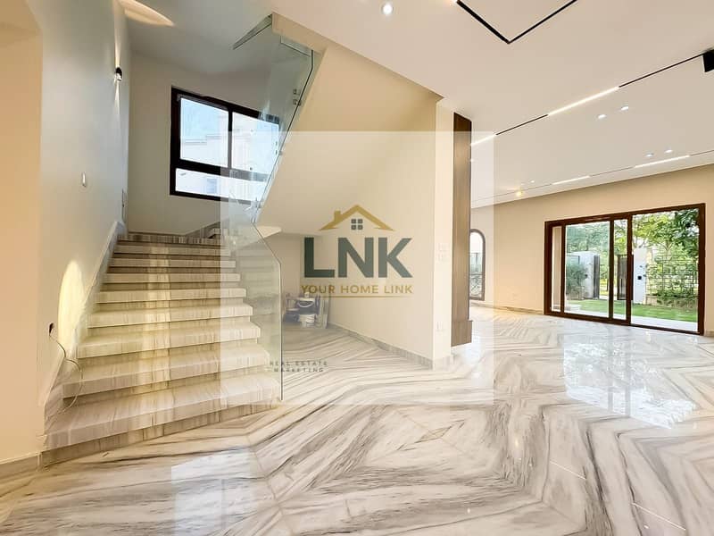 9 7e81f2b0-4cbd-42a7-a170-d2039d3f81db. jpg