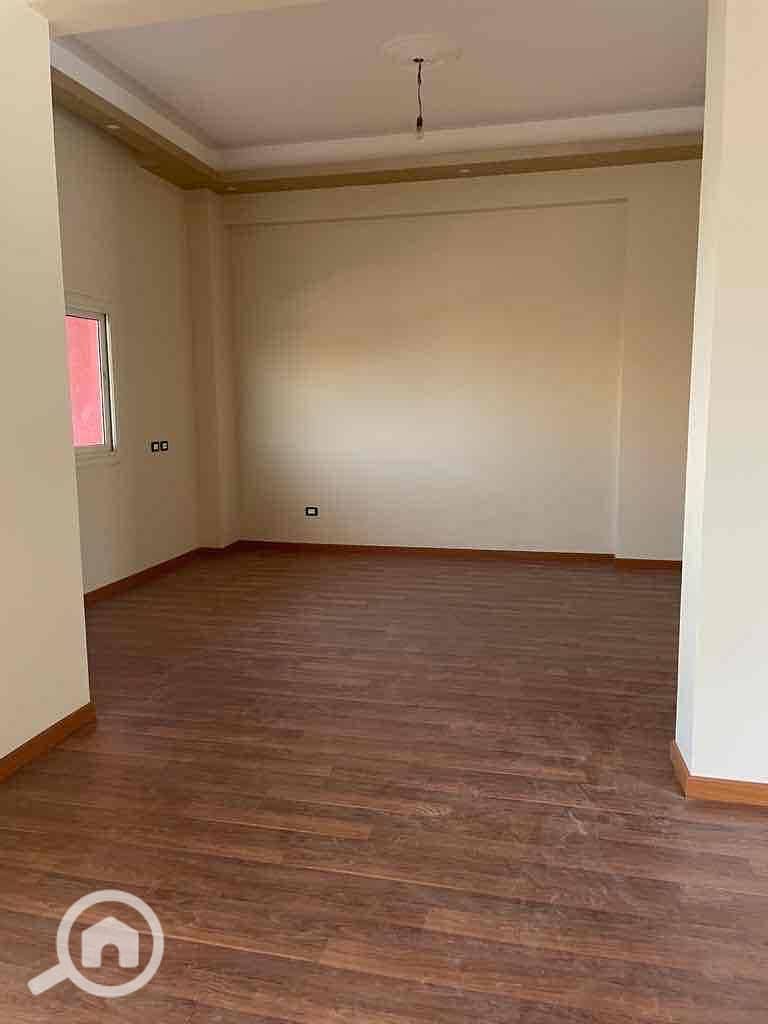 12 411455f9-2806-4015-b281-8fee54faa70b. jpg